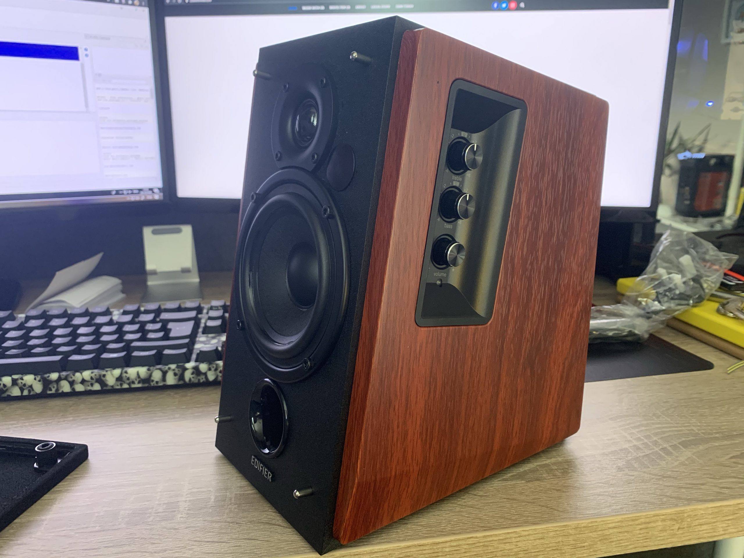Edifier R1700BT Review - The bookshelf speakers hit the high notes