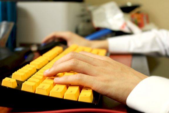 How To Clean Mechanical Keyboard